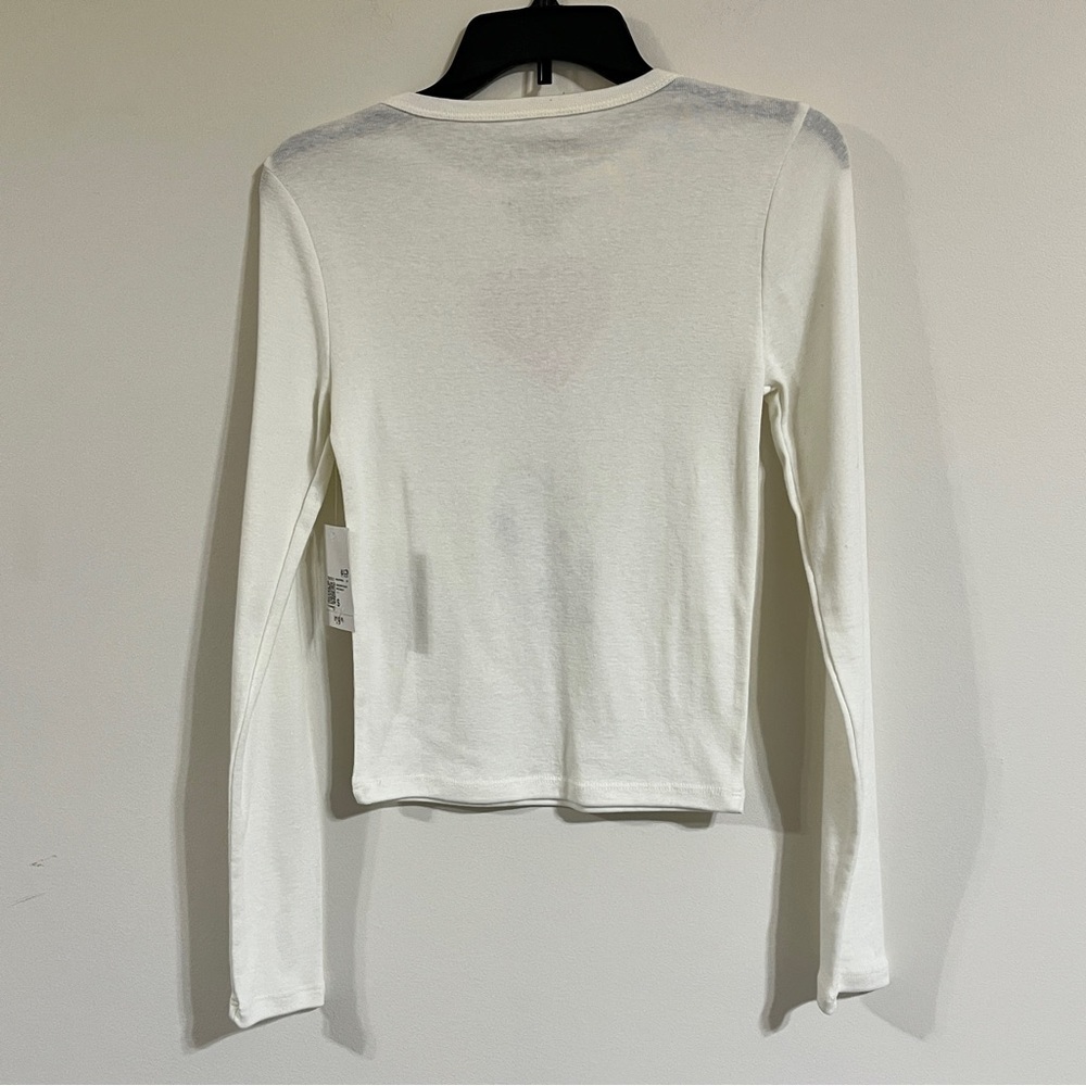 Peanuts Forever 21 Juniors White Ribbed Long Sleeve Snoopy Tee Small NWT - Picture 2 of 6